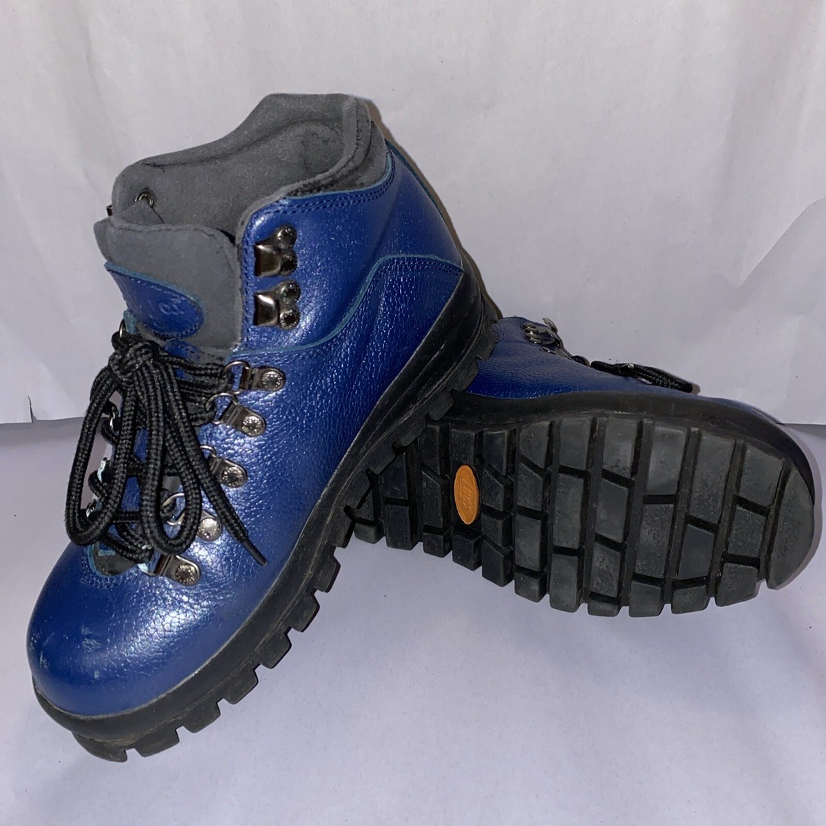 Vintage 90s Y2K Lugz Blue Leather Chunky Sole Sneaker Boots Size 8
