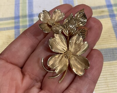 Vintage Numbered Tiffany & Co 14K Yellow Gold Dogwood Flower