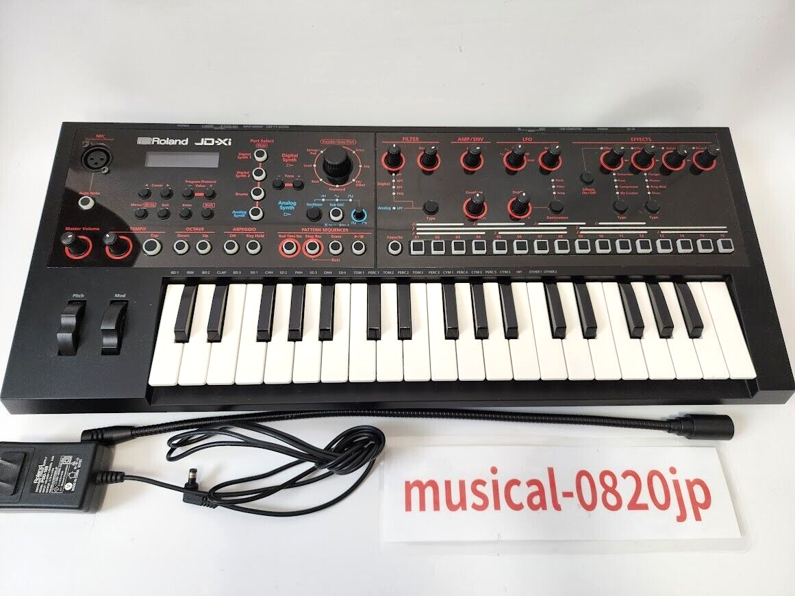 Roland JD-XI Synthesizer Analog Keyboard Black keyboard Music