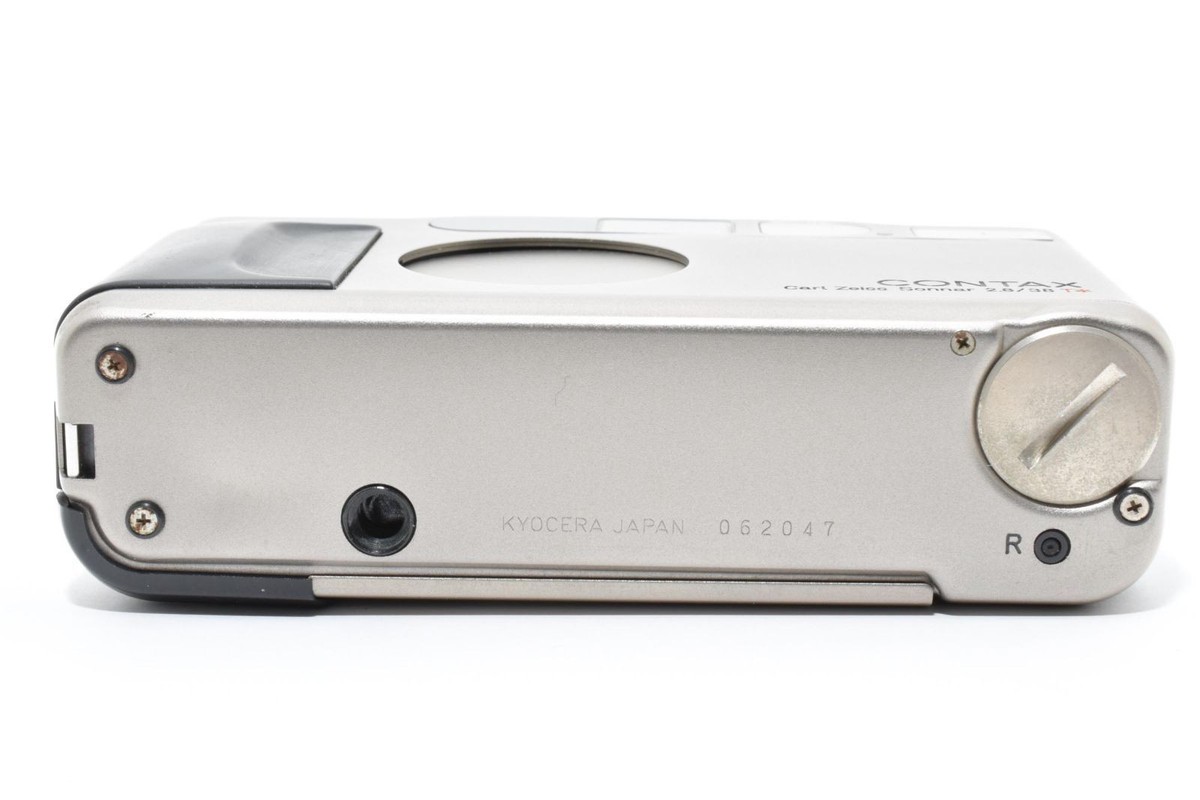 CONTAX T2 Carl Zeiss Sonnar 2.8/38 T Compact Film Camera Silver