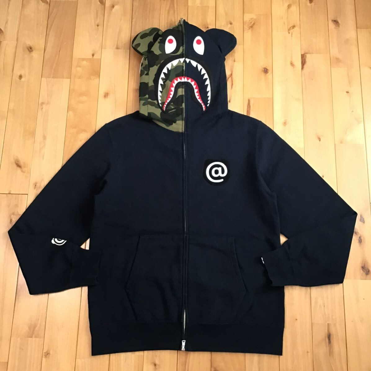 BAPE × medicom toy BE@R Shark full zip hoodie camo BEAR A Bathing