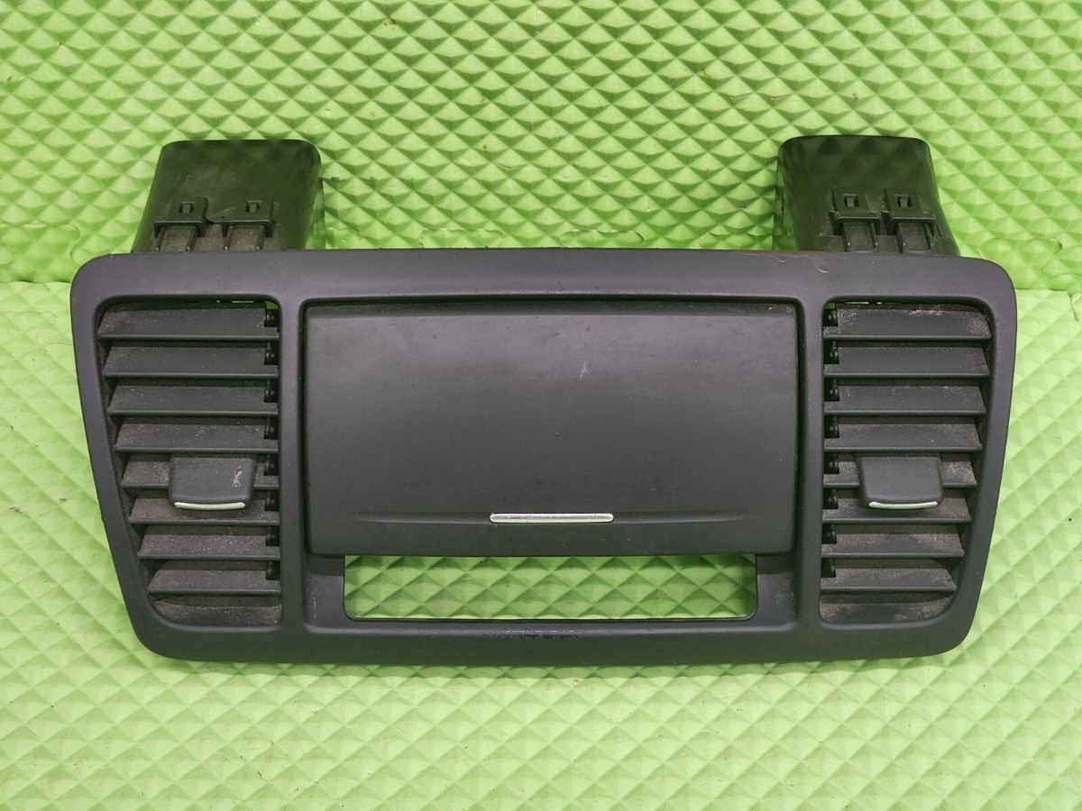 05-09 Subaru Legacy Outback Center Dash Trim Bezel Vents Clock