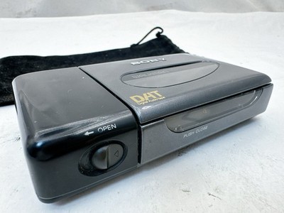 Sony Walkman WMD-DT1 Portable DAT Digital Audio Tape Player Made