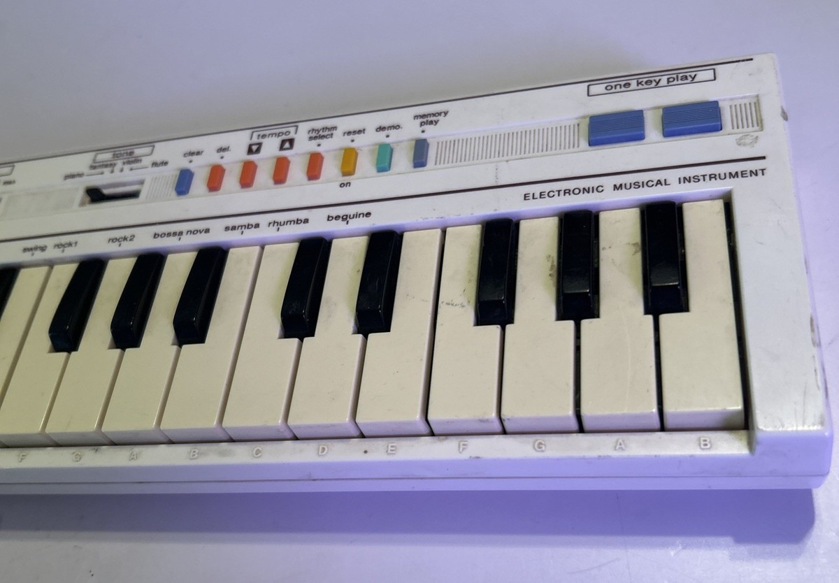 Casio PT-1☆ミニシンセサイザー☆ベビーブルー☆超レアカラー Casio