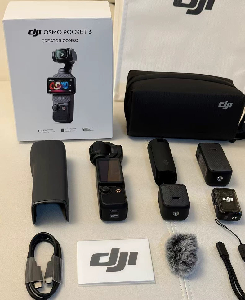 DJI Osmo Pocket 3 Creator Combo 1 Inch CMOS Pocket Gimbal Camera
