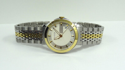 GUCCI 126.5 G-Timeless Date Ladies Quartz Wristwatch 27mm Case