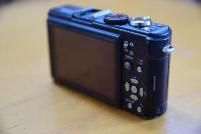 Panasonic Lumix DMC-LX3 K Digital Compact Camera 10.1 MP 2.5x