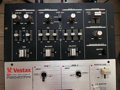 Vestax PMC-07 Pro Professional DJ Mixer 2-Channel Battle Mixer