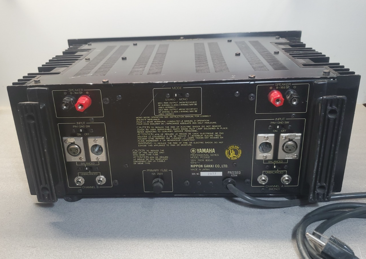 Yamaha Professional Series Power Amplifier Model PC2002 | eBay