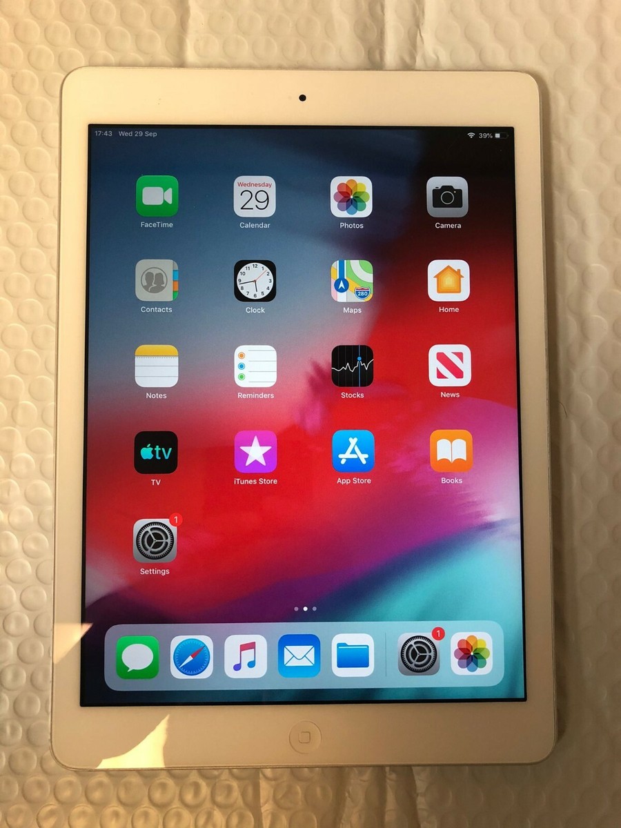 iPad Air 32GB White Silver WiFI Excellent Value Deal Free Delivery