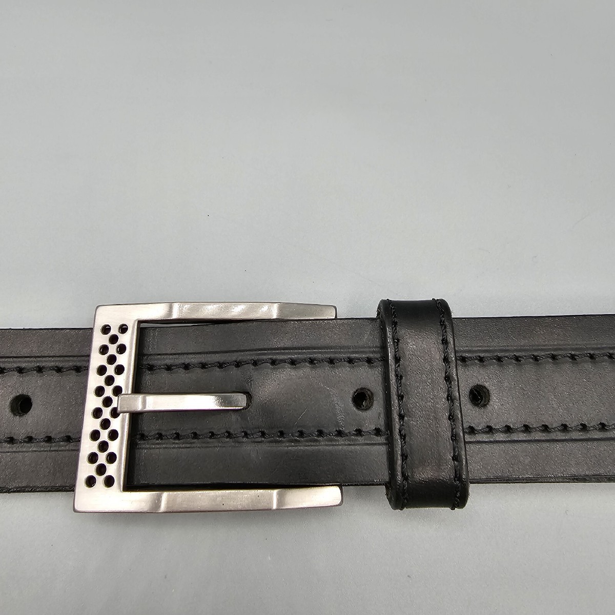 Canterbury Golf Mens Belt Sz 34 Black Leather Silver Tone Buckle