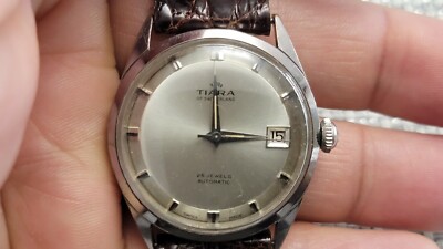 Vintage Tiara Of Switzerland Stainless Steel 25 Jewels Automatic