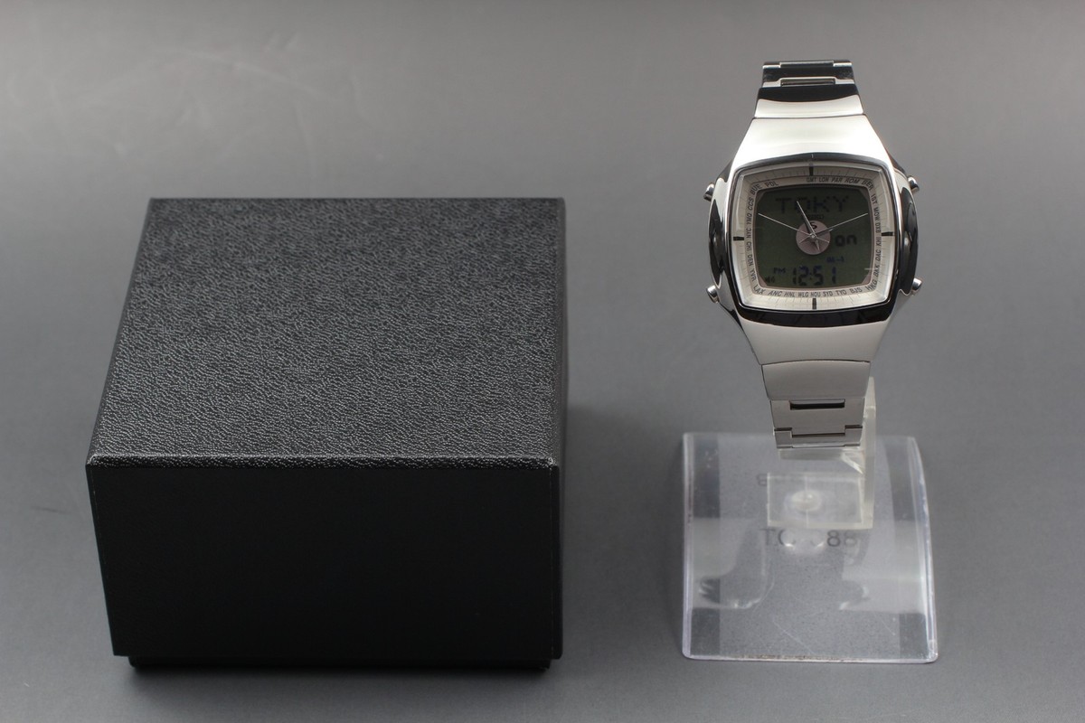 Vtg1997 Seiko R-SUS H022-5000 World Timer Alarm Chronograph Qz