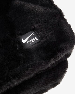 Nike Sportswear Faux Fur Blanket Black & White DO3793-010 | eBay