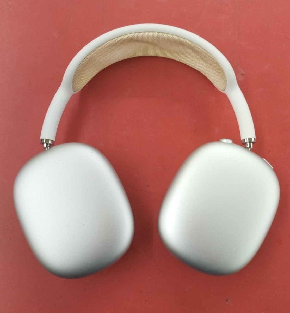 Apple AirPods Max A2096 Wireless Over-Ear Headphones Silver No Box