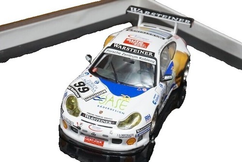MINICHAMPS Volvo V70 Grenzwache Schweiz Limited Edition Model One