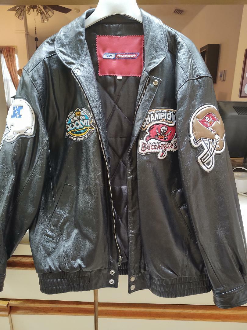 NFL Super Bowl Football Tampa Bay Buccaneers Reebok Leather Jacket