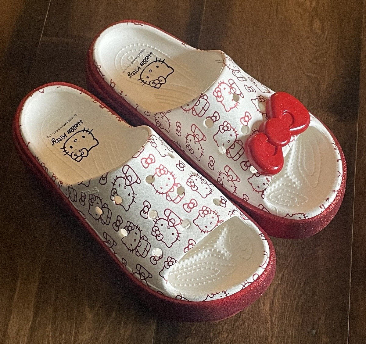 Crocs Hello Kitty Stomp Slide NWOT | eBay