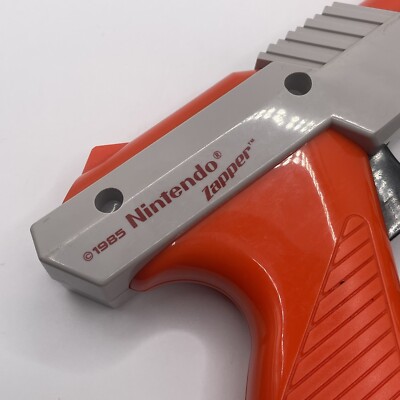 Original Nintendo NES Zapper Light Gun Orange Duck Hunt | eBay