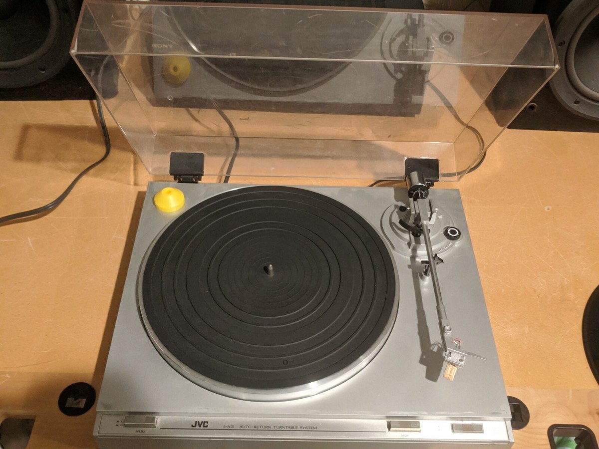 Vintage Silver JVC Turntable L-A21 Record Player Auto Return