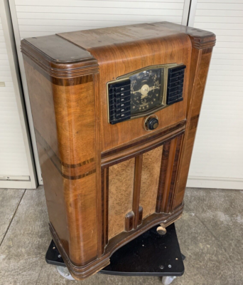 Vintage Zenith 8S661 Radio 42 X 27 X 16 Bad Wires Untested | eBay