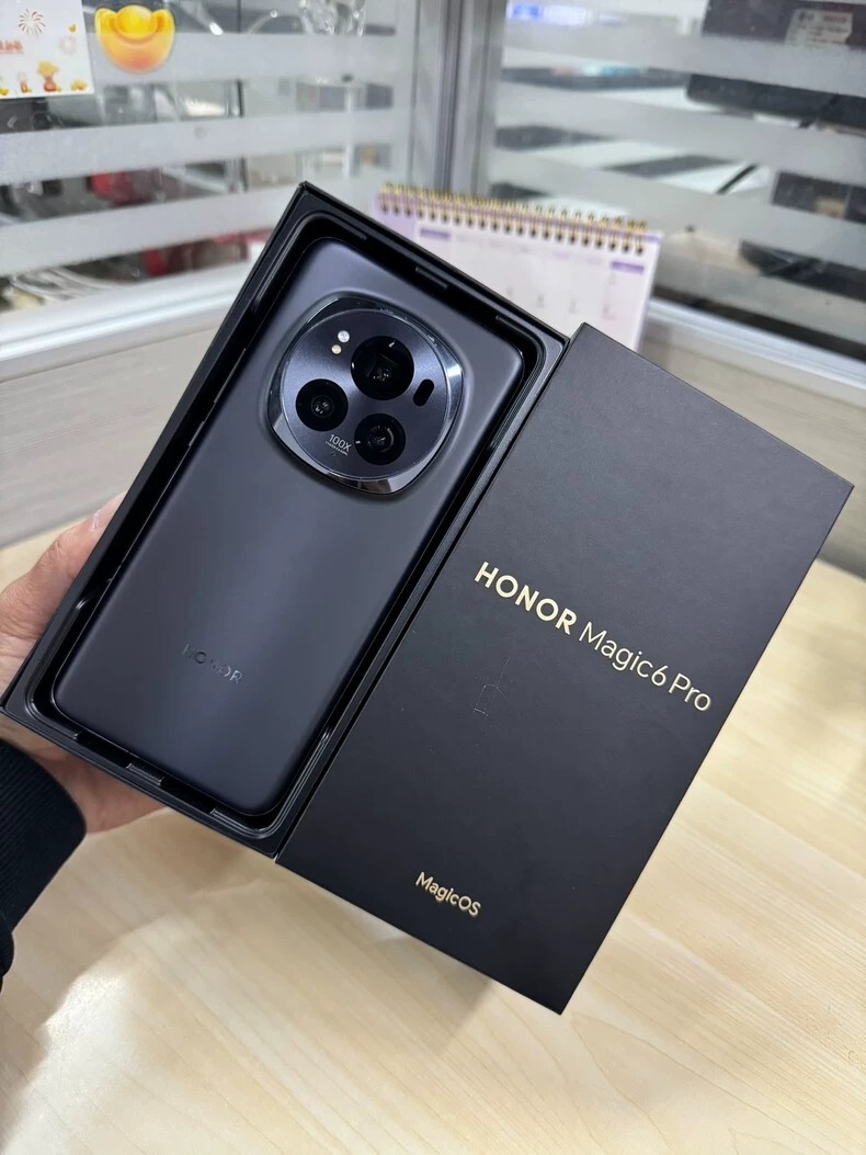 A++ Honor Magic6 pro Android 16+512GB 6.8