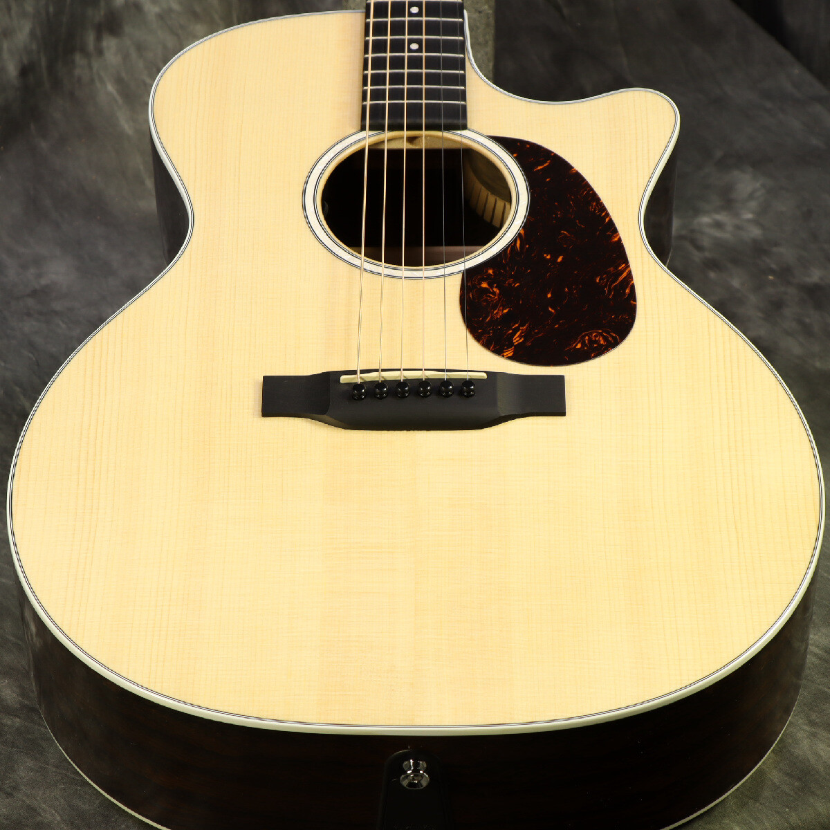 New Martin / Road Series GPC-13E-01 Made in Ziricote Mexico S/N