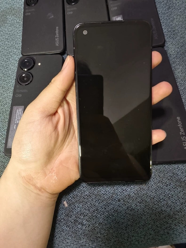 ASUS Zenfone 9 8+128GB Unlocked 5G GOOD | eBay