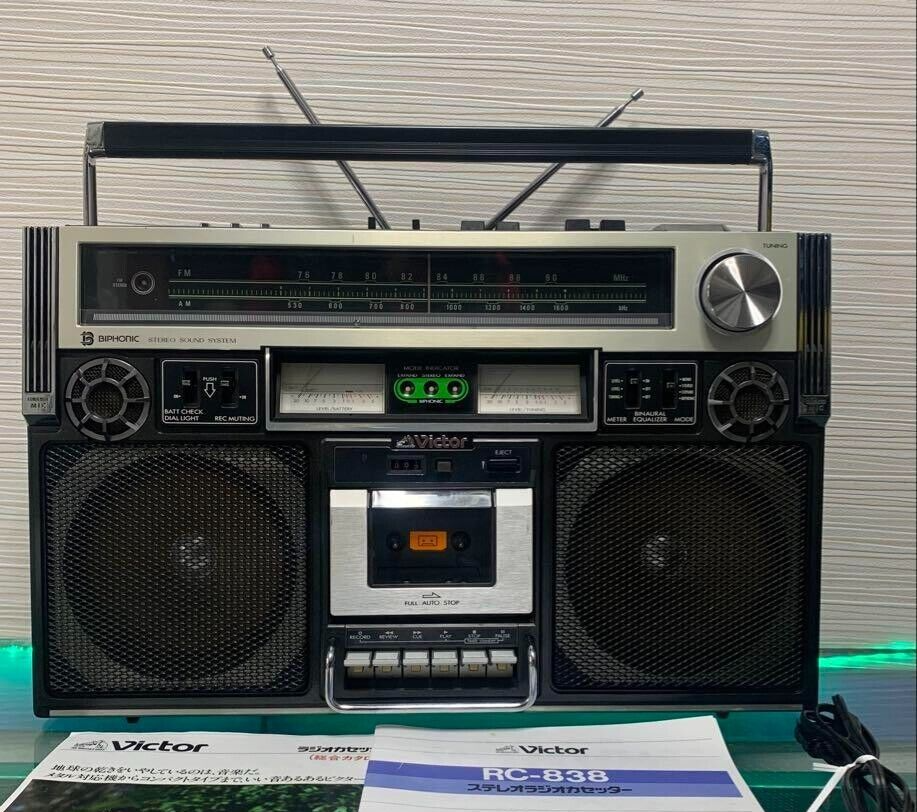 Victor RC-838 Radio Stereo Cassette Recorder FM⁄AM 2BAND Retro