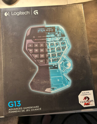 Logitech G13 Advanced Programmable USB Gameboard w/ LCD Display