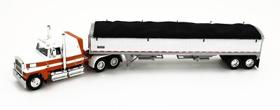 DCP 1:64 *WHITE & ORANGE* FORD LTL 9000 Flattop & Wilson Grain
