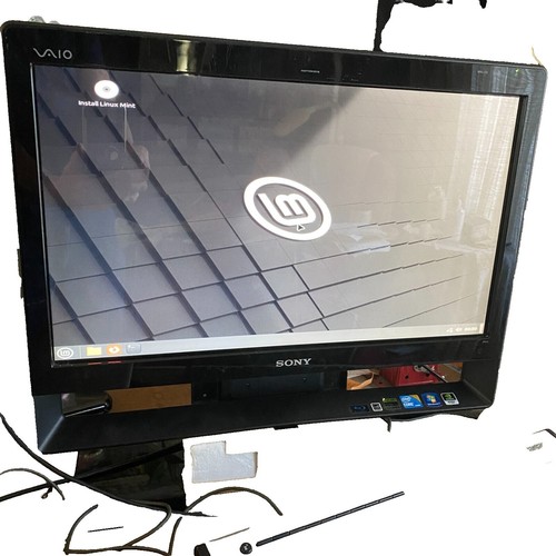 Sony Vaio VPCEH38FJ Black Core i5-2450M Windows 7 Home Premium RAM