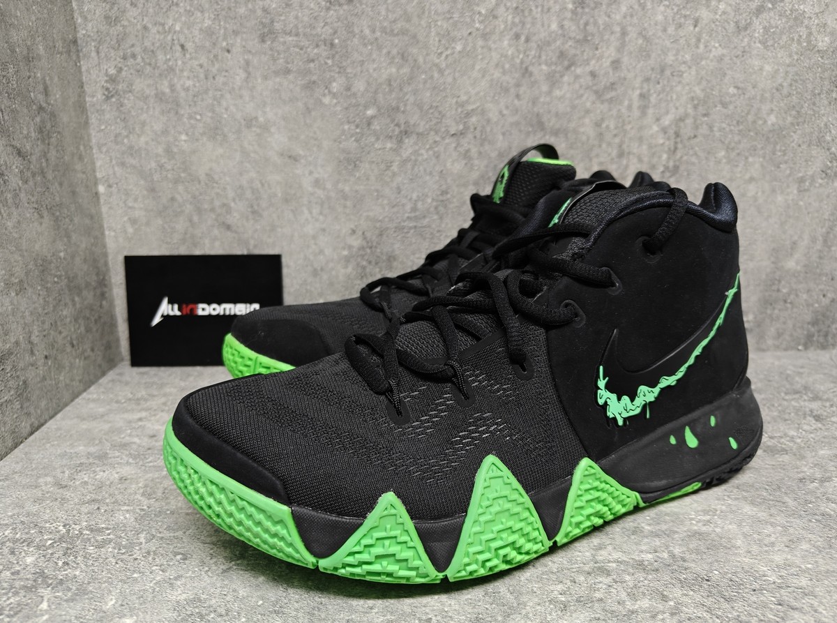 Level S-Nike Kyrie 4 Halloween basketball shoes US 9 Men 943807