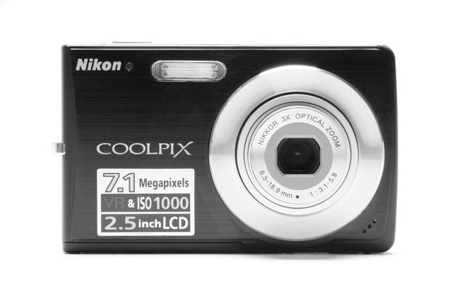 Nikon COOLPIX S200 7.1MP Digital Camera - Black for sale online | eBay
