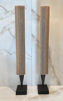 Bang & Olufsen BeoLab 8000スピーカー用の木製カバ