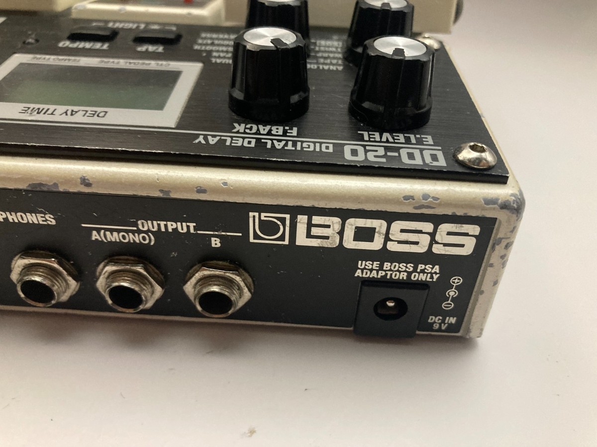 Boss DD-20 Digital Delay Giga Delay Guitar Effect Pedal Tested