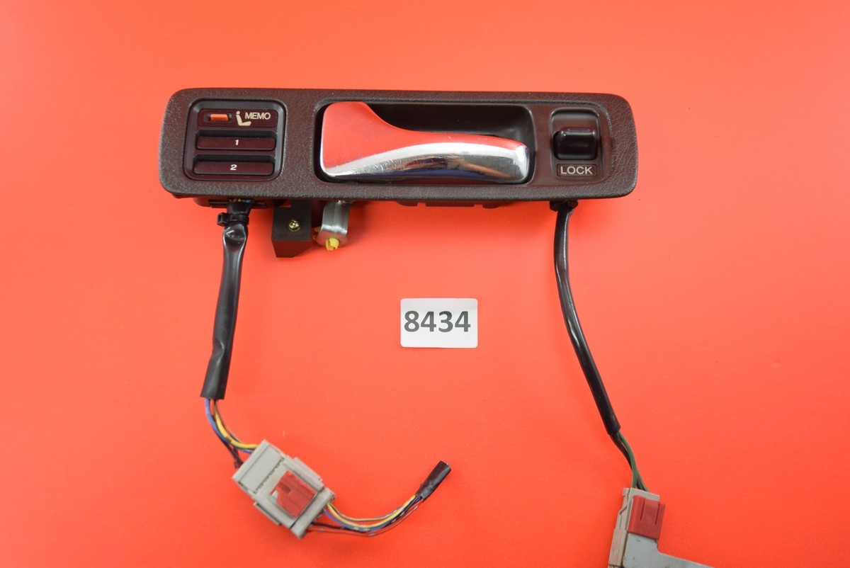 Y#15 91-95 ACURA LEGEND 4 DOOR DRIVERS SIDE INTERIOR DOOR HANDLE