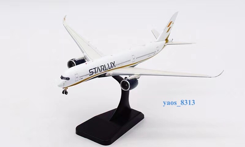 NEW 1:400 Scale STARLUX Airlines Painted Airbus A350-900 Diecast