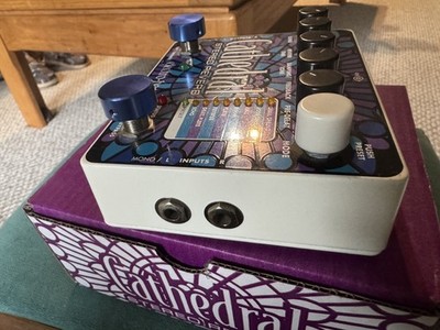 Electro-Harmonix Cathedral Reverb Guitar Effect Pedal for sale
