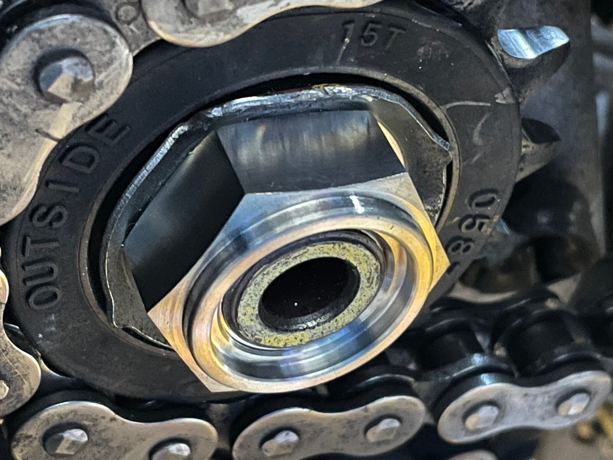 KAWASAKI ZX10R 2016-2023 FRONT SPROCKET RETAINER NUT TITANIUM