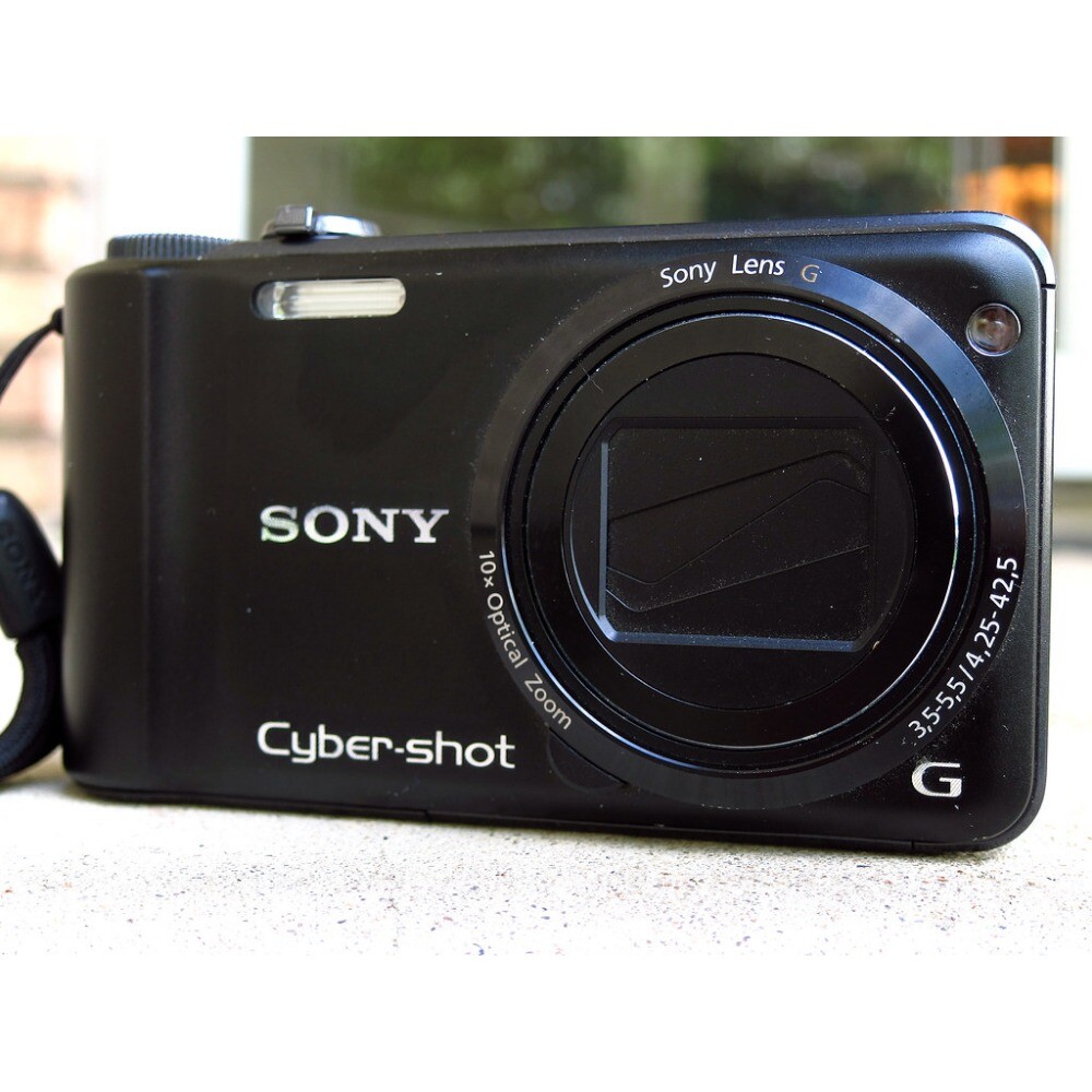 Sony Cyber-Shot DSC-H55 Digital Camera 14.1MP 10x Optical Zoom 80