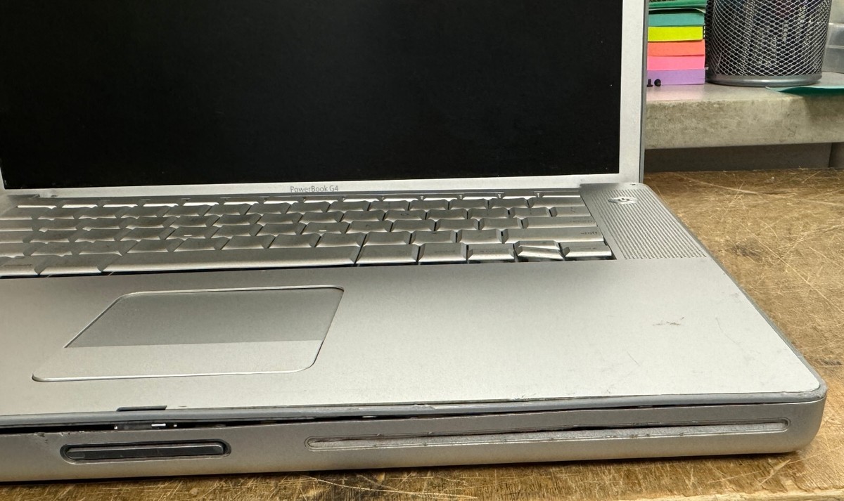 Apple PowerBook G4 15-inch FW800 December 2003 1.25GHz (M8981LL/A