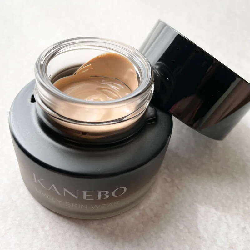 KANEBO Lively Skin Wear Foundation 8 Shades 30g (Discontinued