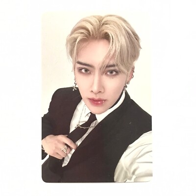 ZEROBASEONE/ZB1] MELTING POINT / Loyalty Ver. Official Photocard