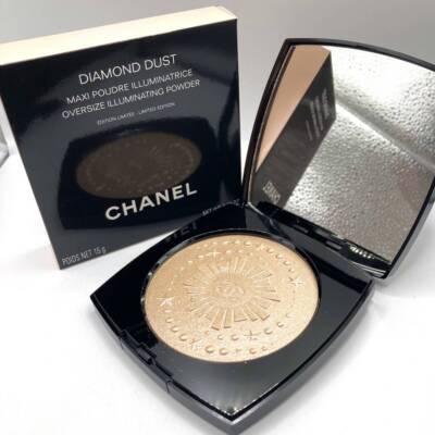 CHANEL Diamond Dust Illuminating Powder Limited Edition - Holiday