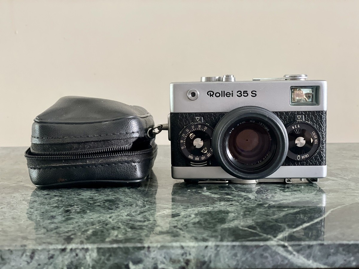 Rollei 35S - Vintage 35mm Film Camera - 40mm F/2.8 Lens - TESTED