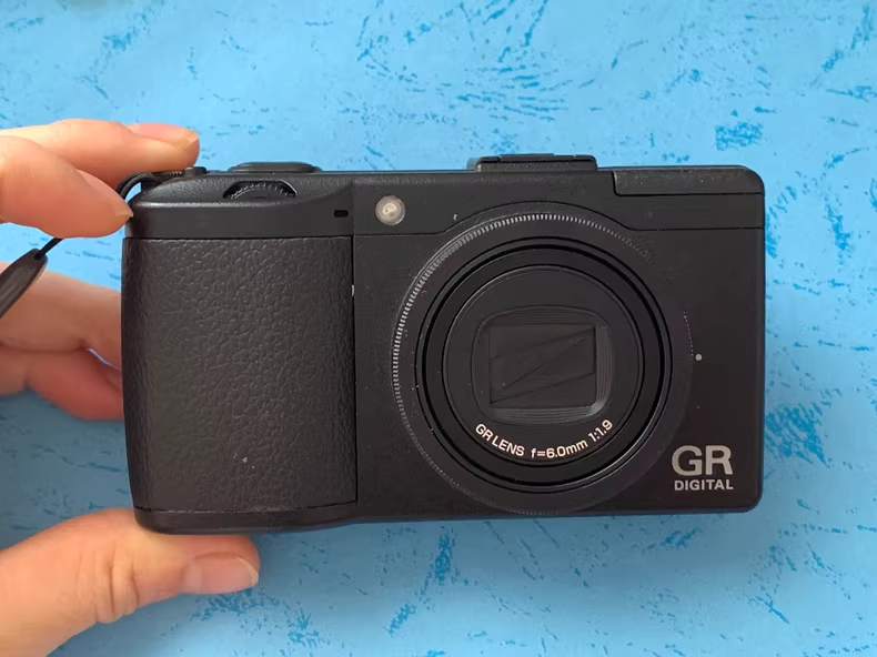 RICOH GR Digital Ⅲ GRD3 10.0 MP 4x Zoom Compact Camera -90% New