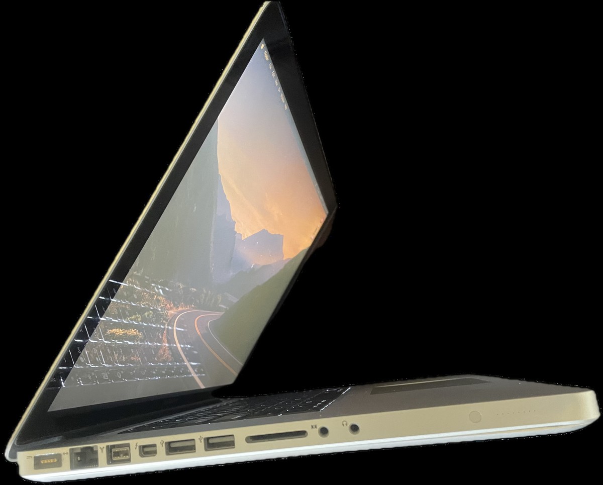 Excellent 2011 15.4 MacBook Pro 2.0GHz(2.9 Turbo) Quad-Core i7