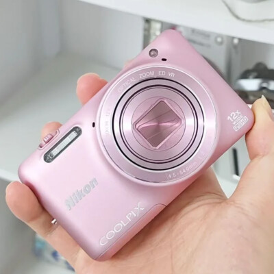 Nikon COOLPIX S6600 Pink 16.0MP Digital Camera 12x Zoom Flip