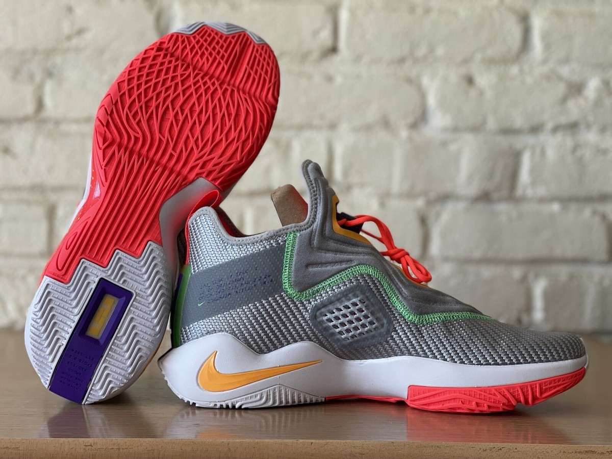 Nike Lebron Soldier XIV Space Jam Hare Basketball CK6024-001 Men's